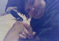 ブロンドは、彼女の厚いパンティーに雌犬を入れて 女性 専用 動画 無料