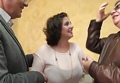 彼女は大きなお尻と肛門に雌犬のためのセックスを配置し、彼女のパンティーによってイライラ 女性 専用 アダルト 無 修正