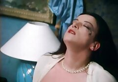 茶髪の女の子は、成熟した男のかわいい説得に魅了されました 無料 女性 専用 エロ