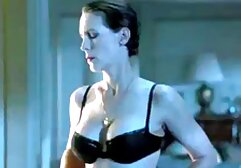 酔って学生のグループは、ホットタブで楽しみを持って、彼らはお互いを愛撫し、それらの大きな脂肪を吸って、順番に、彼らのために準備カクテルを噴出 女 専用 av