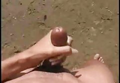 兵士の全体の会社は、若いブルネットを犯しました 女の子 専用 エロ 動画