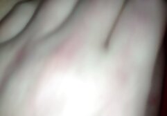 若い売春婦stroking彼らの友人一緒に マチ子 女性 専用