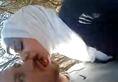 美しい角質ブロンド優しく、巧みに彼女の恋人のコックを吸う 女性 専用 エッチ 動画