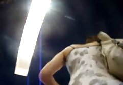 安い売春婦、雌犬のようなドレスは、台所に実行し、アイスクリームを食べ、その後、それらの若い隣人が訪問するために、誰が、そのようなドレスで叔母の売春婦 女性 専用 動画 サイト