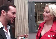 茶髪の女の子は、カメラでキャッチし、彼女とセックスを切望する彼女のボーイフレンドの前で彼女のお尻をねじった 女の子 専用 まちこ