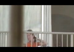 コックを吸うセクシーな唇を持つ雌犬 女性 専用 av