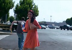 若いソフィー広がるお尻とショー彼女の穴 女性 専用 まちこ