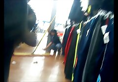 セクシーなブルネットdeepthroats脂肪コックダウン彼女の喉 アダルト 女性 専用