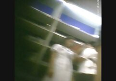 彼の頭の上に王冠を持つセックスは、おもちゃを持つ筋肉の黒人男性のお尻 女の子 専用 無料 エロ 動画