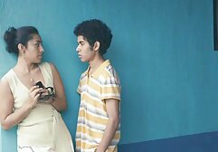 彼氏とベッドに乗って彼女 エロ 女性 用