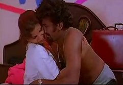 繊細なスキニーの女の子は、タイトな肛門で大きなコックと妹を吸う 女性 専用 av