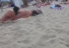 青いスカートで二人の若い学生は黒人男性を犯しました 女性 専用 h 動画